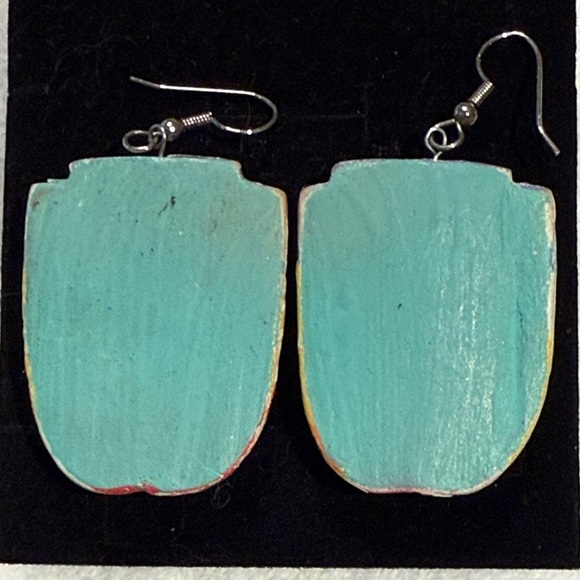 Vibrant Face Art Earrings - Picture 4 of 6